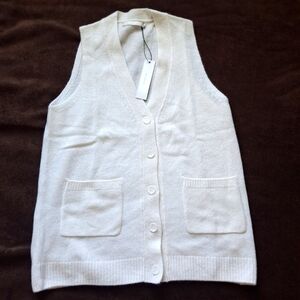 Women's White Sweater Vest